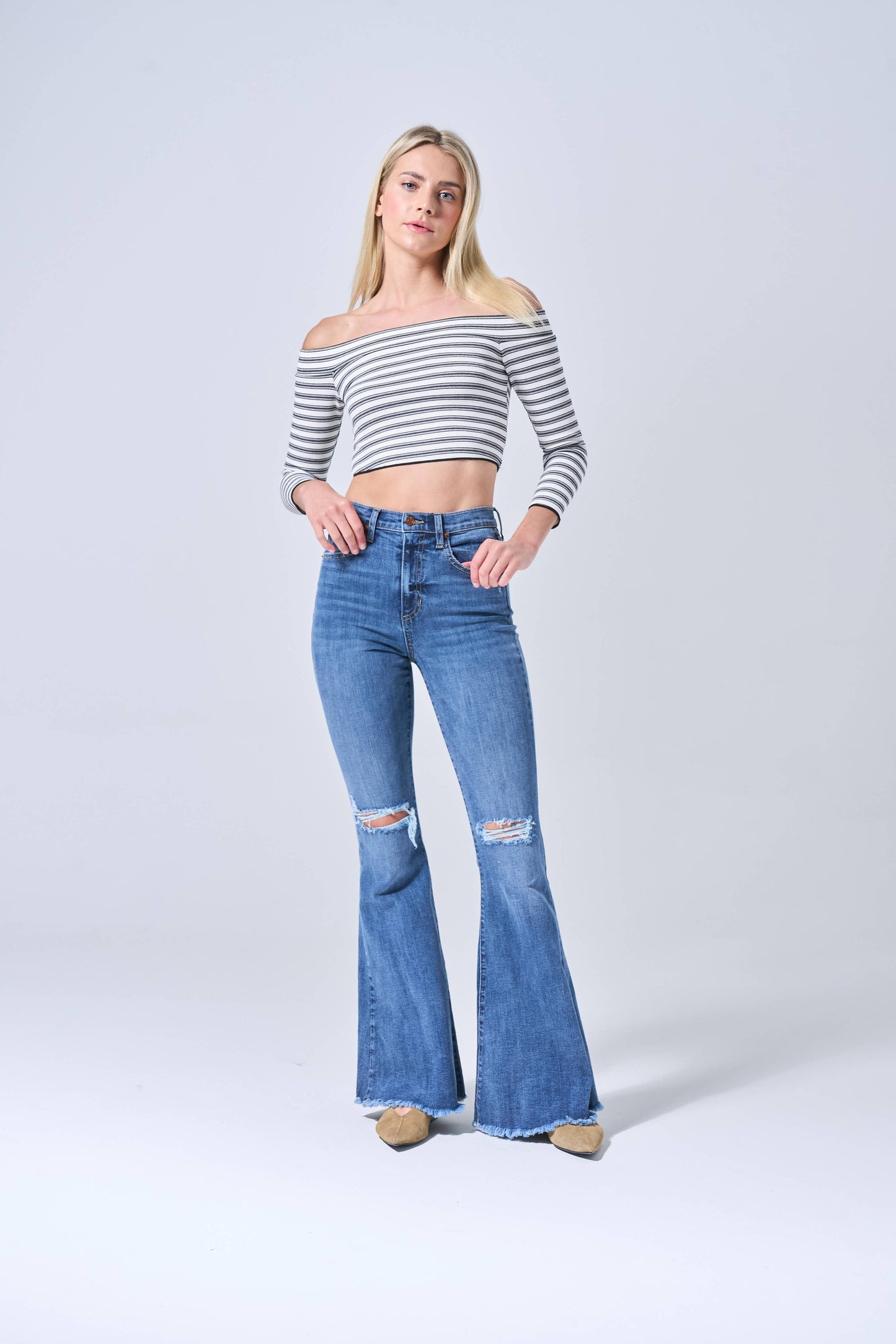 H. RISE ULTRA FLARE W/ FRINGE HEM IN MEDIUM DARK SP-P12761MD
