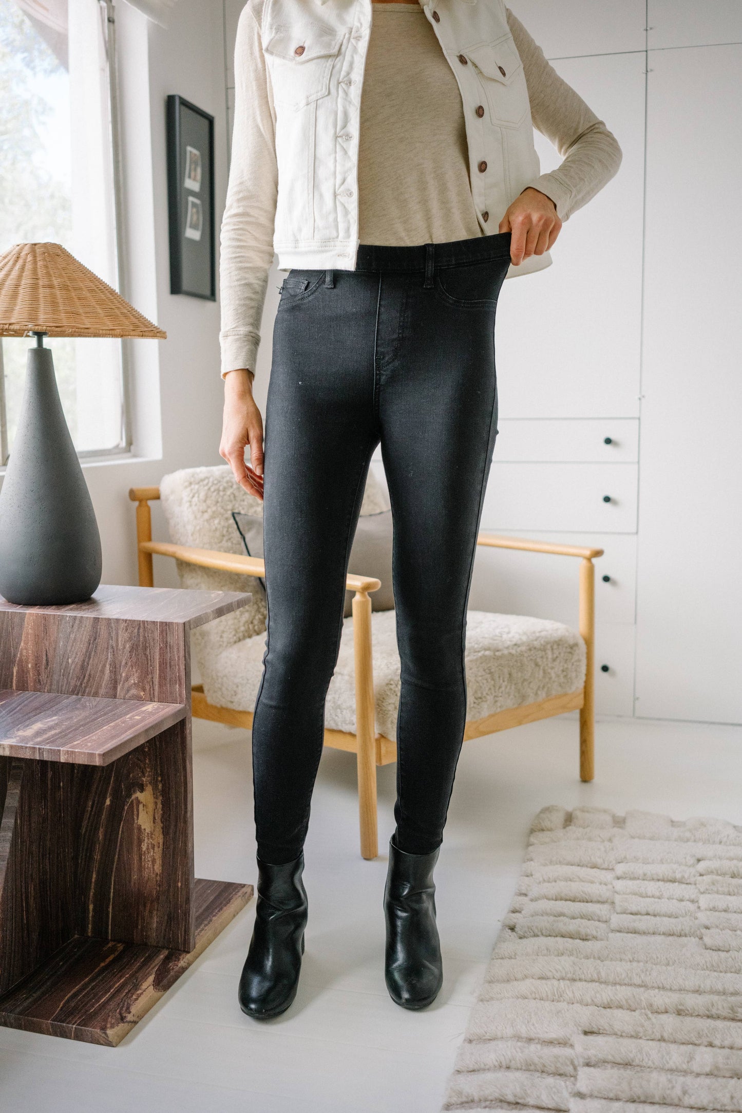 High Waisted Pull On Shield Pockets Skinny