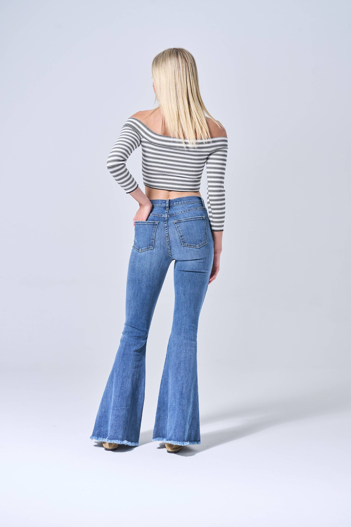 H. RISE ULTRA FLARE W/ FRINGE HEM IN MEDIUM DARK SP-P12761MD