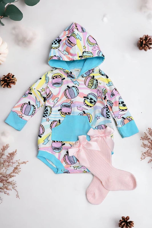🍁MULTI-PRINTED PUMPKIN BABY ONESIE W/HOODIE. LR042602-WEN