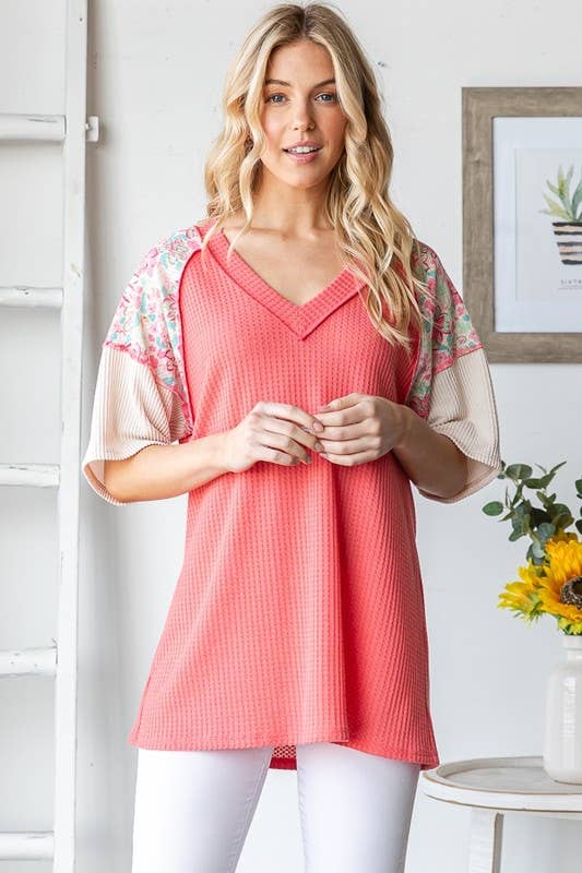 ET7877-10 SHORT SLEEVE SOLID AND FLORAL TOP