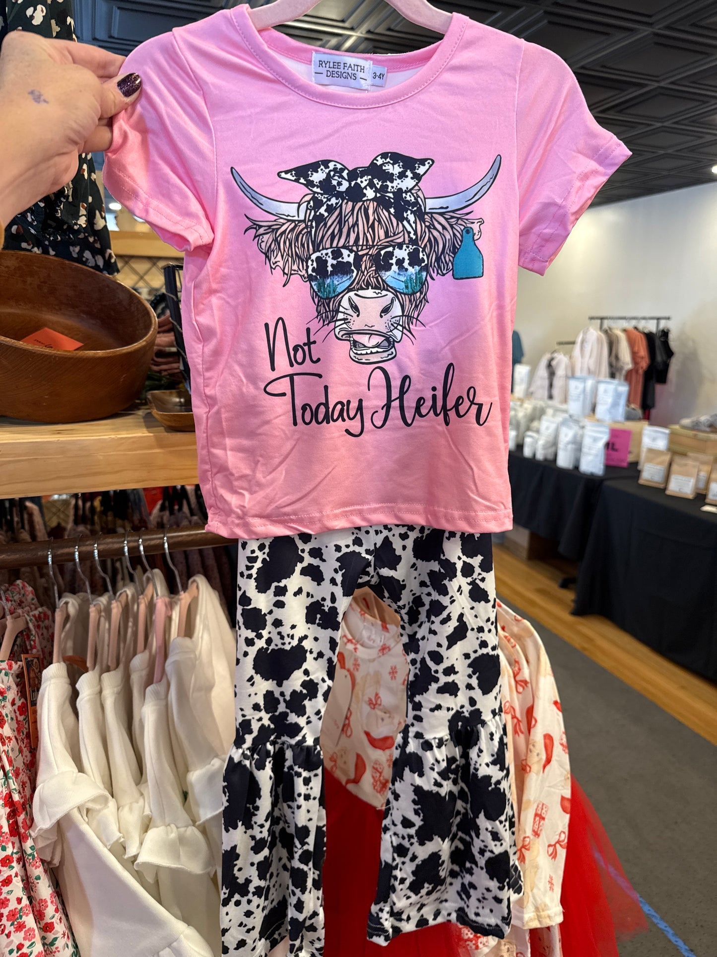 Highland Bellbottoms Outfit