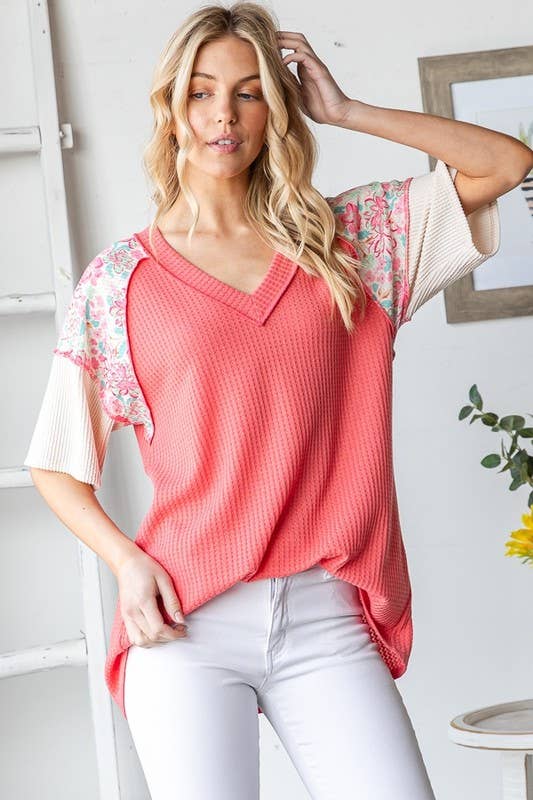ET7877-10 SHORT SLEEVE SOLID AND FLORAL TOP