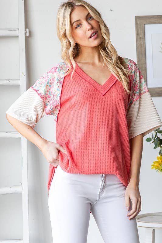 ET7877-10 SHORT SLEEVE SOLID AND FLORAL TOP